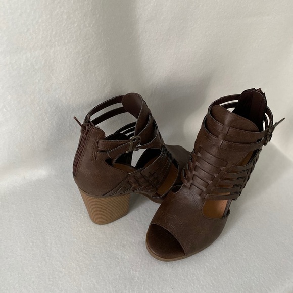 Cloudwalkers Size 7W Brown Open Toe Heel Sandals - Picture 4 of 16